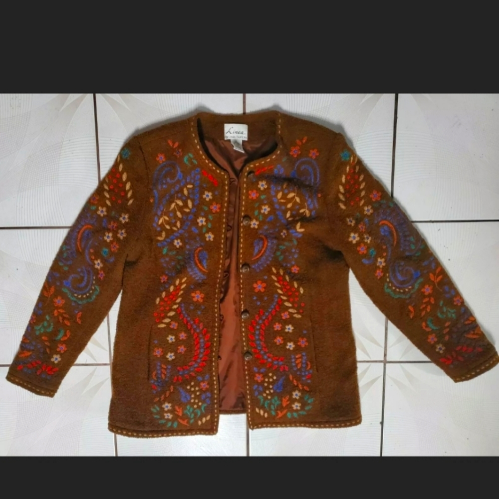 Vintage 90s Boho floral embroidered  coat jacket